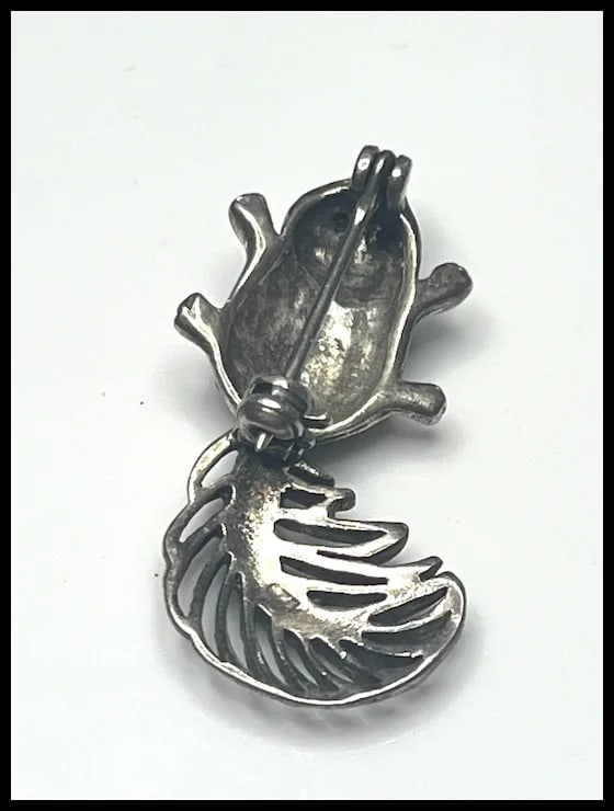 Vintage Sterling Silver and Marcasite Squirrel Brooch/ Pin - 5