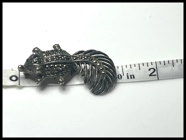 Vintage Sterling Silver and Marcasite Squirrel Brooch/ Pin - 6