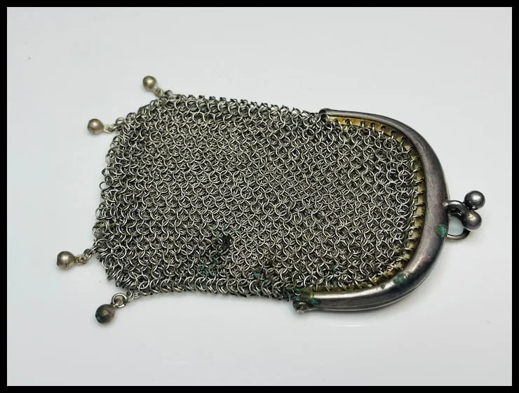 Vintage Sterling Silver Chainmail Two Compartment Coin Purse/ Pendant - 2