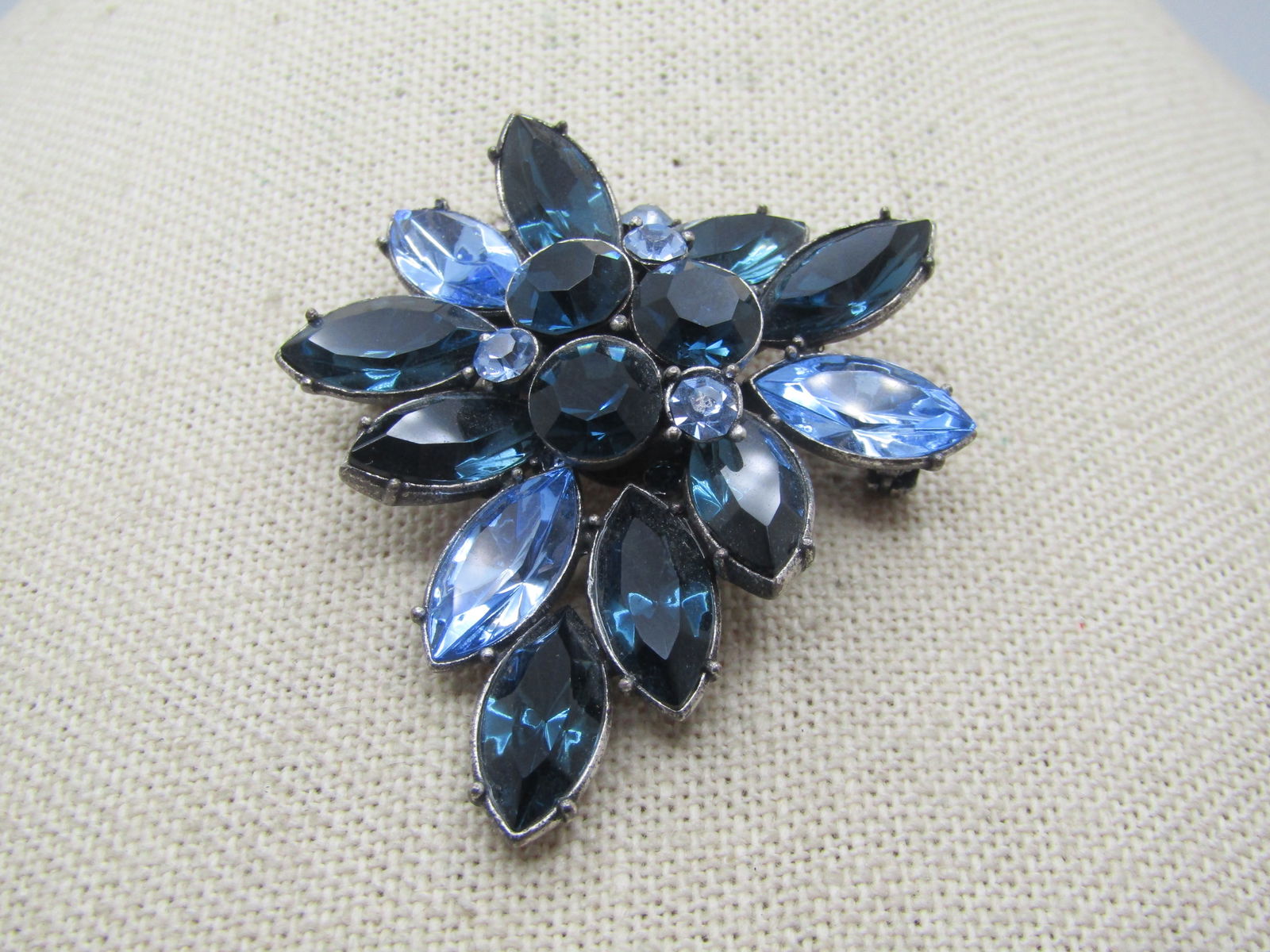Vintage Dark & Light Blue Rhinestone Brooch, 1970s-1980's (1 of 6)
