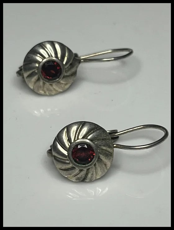 Vintage Sterling Silver and Garnet Drop Earrings - 2