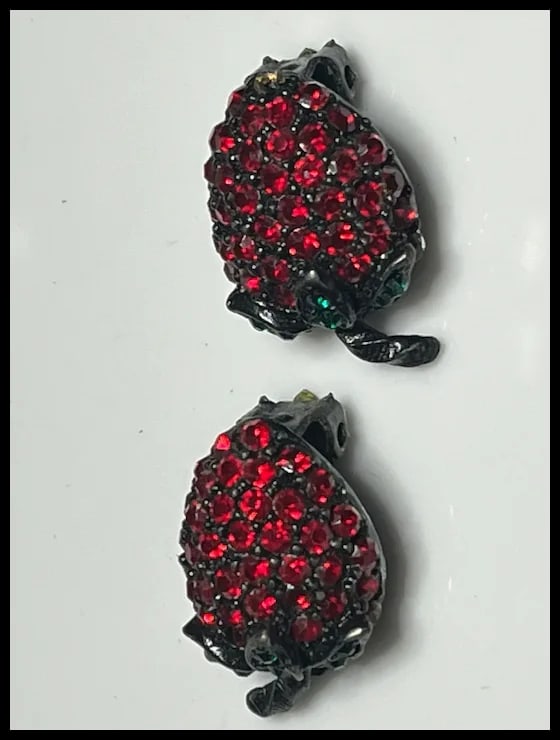 Vintage Weiss Strawberry Brooch and Clip Earring Set - 10