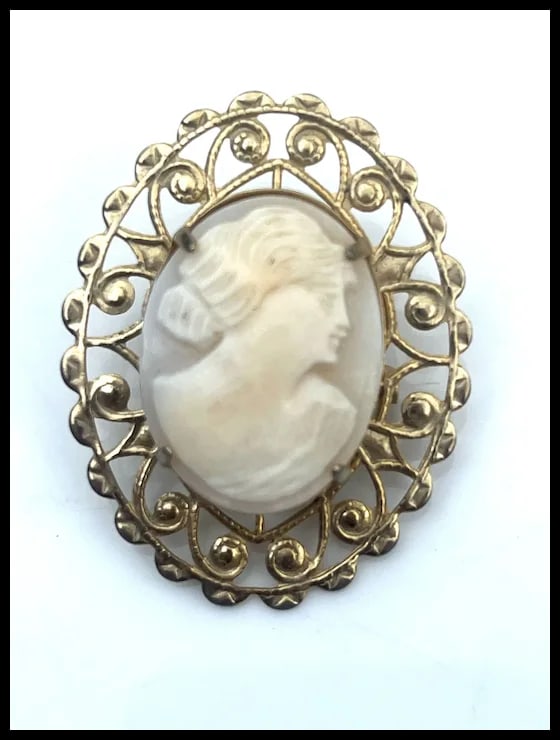 Vintage Shell Cameo Filigree Brooch - 3