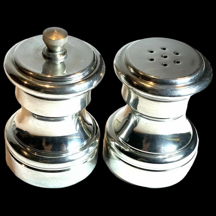 Vintage Raimond Pewter Salt Shaker and Pepper Grinder Made in ITALY (1 of 6)