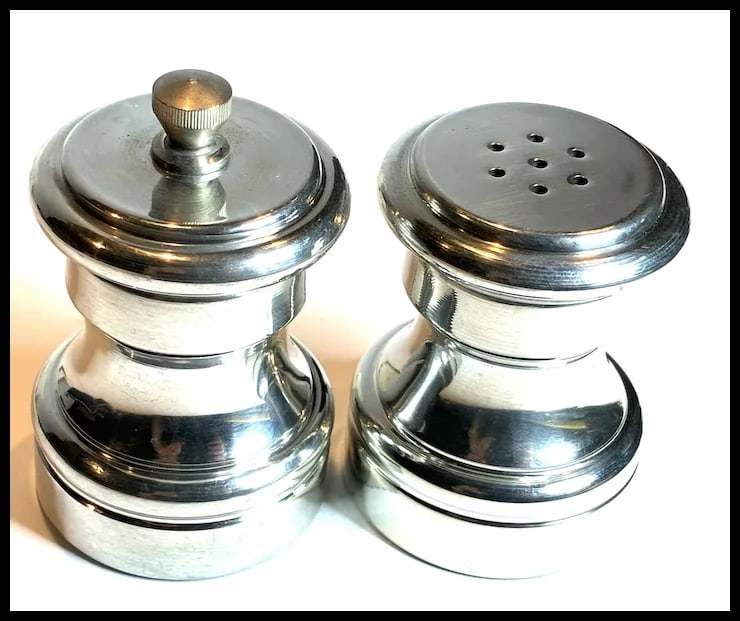 Vintage Raimond Pewter Salt Shaker and Pepper Grinder Made in ITALY - 2