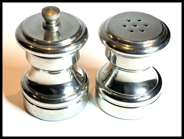 Vintage Raimond Pewter Salt Shaker and Pepper Grinder Made in ITALY - 3