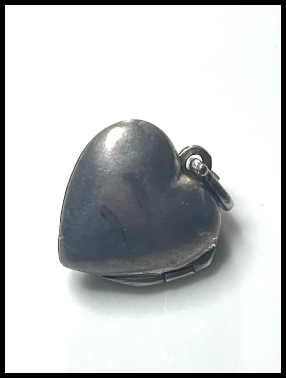 Vintage Sterling Silver Marcasite Heart Locket with Pink Oval Stone - 5