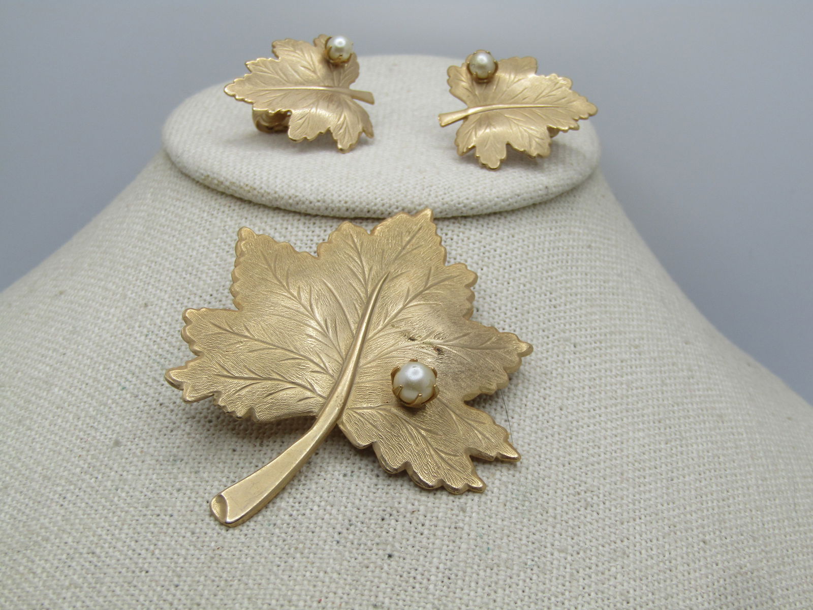 Vintage Leaf with Pearl Brooch & Earrings Set, Clip, Sarah Coventry, 1960's-1970's (1 of 7)