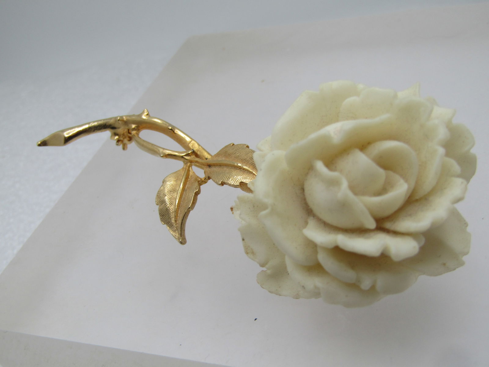 Vintage Faux Carved Rose Stem Brooch, Signed Accessocraft NYC, 1960's - 4