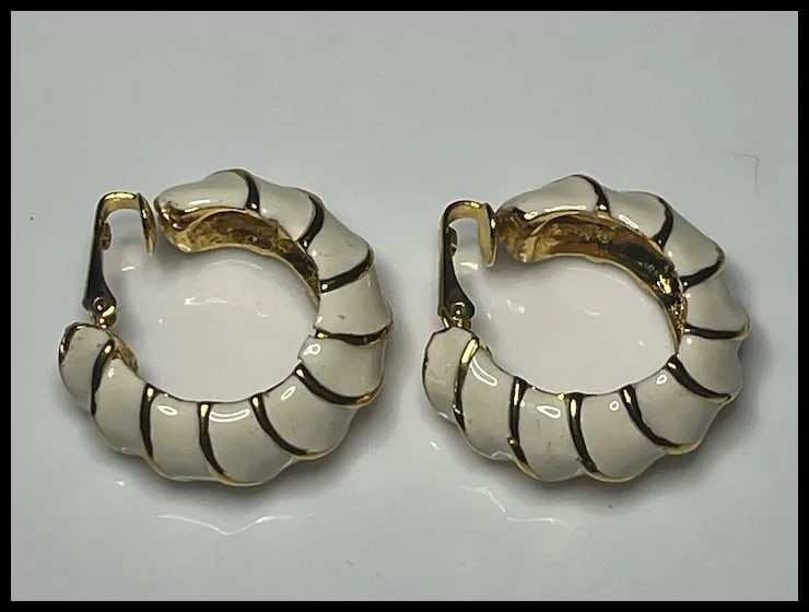 Vintage Signed Kenneth J Lane KJL Enamel Earrings - 2