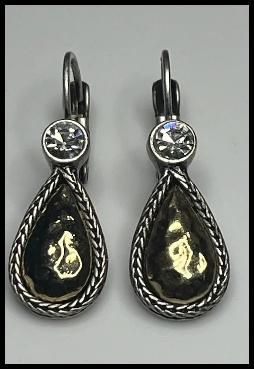Estate Tear Drop Hammered Crystal Earrings - 2