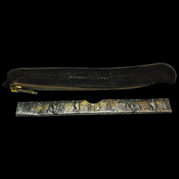 Vintage Silver Plate Scenic Comb Holder with Cover -No Comb (1 of 8)