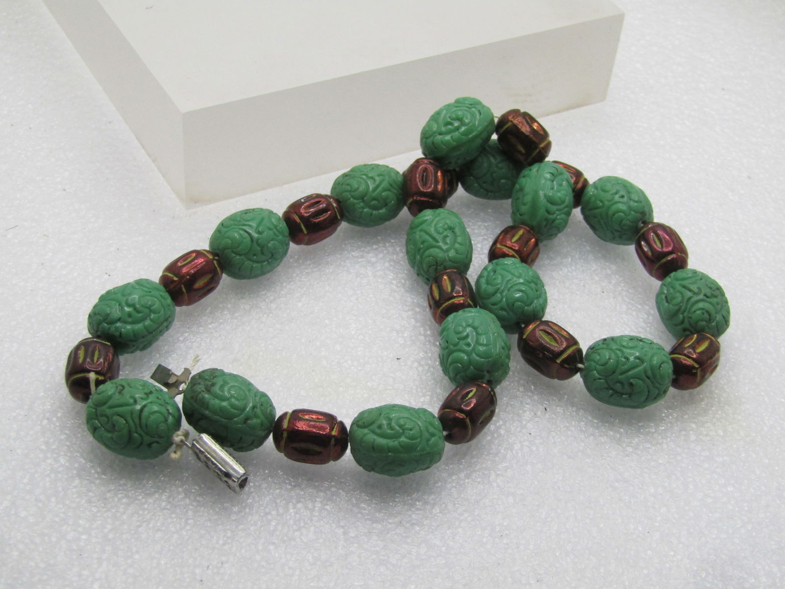Vintage Green Czech Pressed Glass Beaded Necklace, 16", 1930's - 6