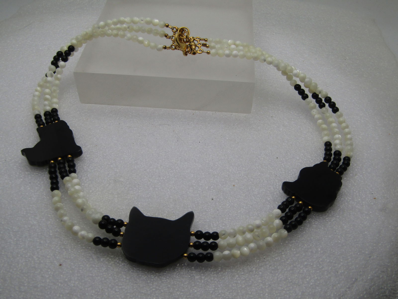 Vintage Inlaid Cat/Kitten Necklace, Triple Strand 19.5", With Box, 1970's-1990's - 6
