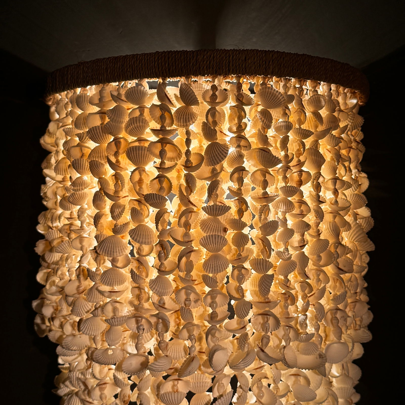 Stunning wall-mounted shell lamp - 8
