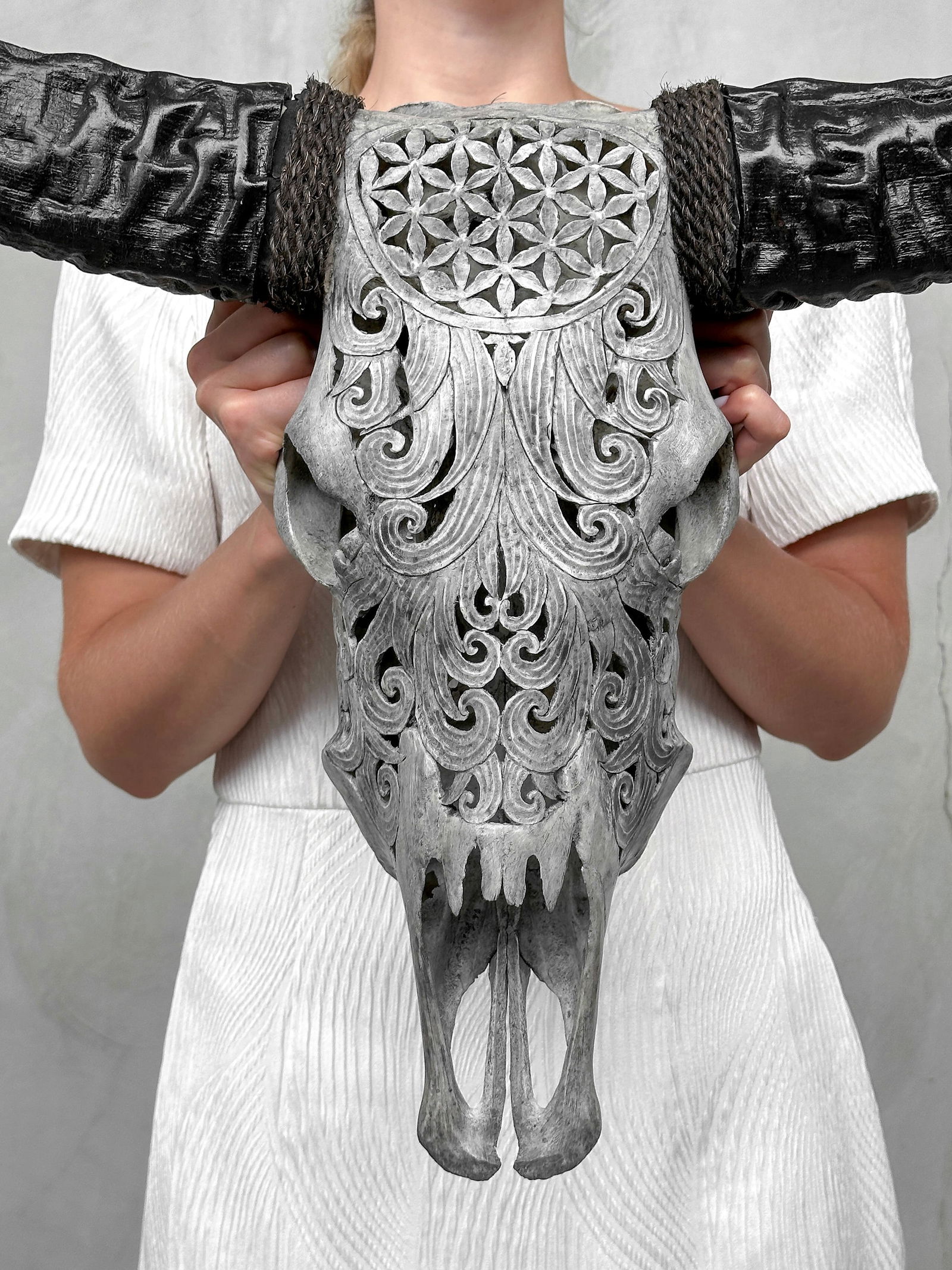 Grey buffalo skull - Flower of life motif - 10