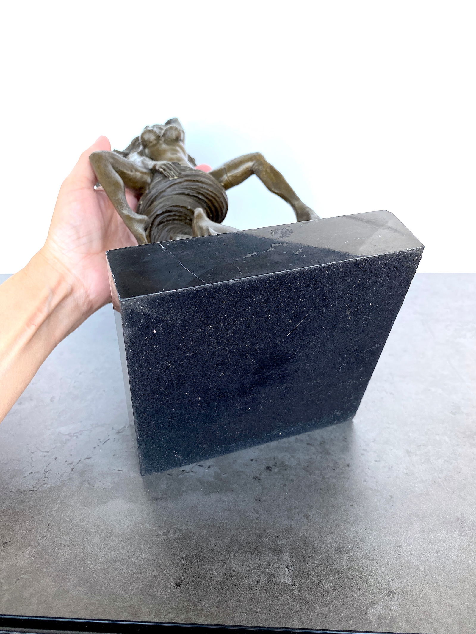 sign. Bronze Medusa on marble base - 8