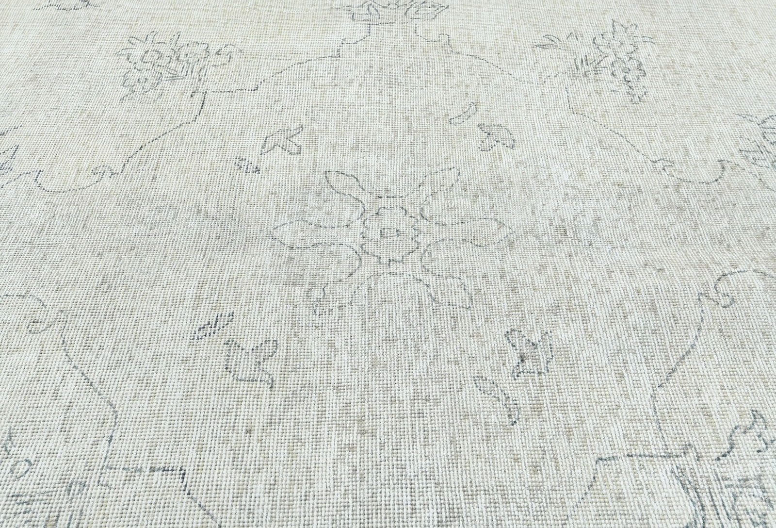 Muted Beige Antique Floral Traditional 7X10 Distressed Vintage Oriental Rug - 5