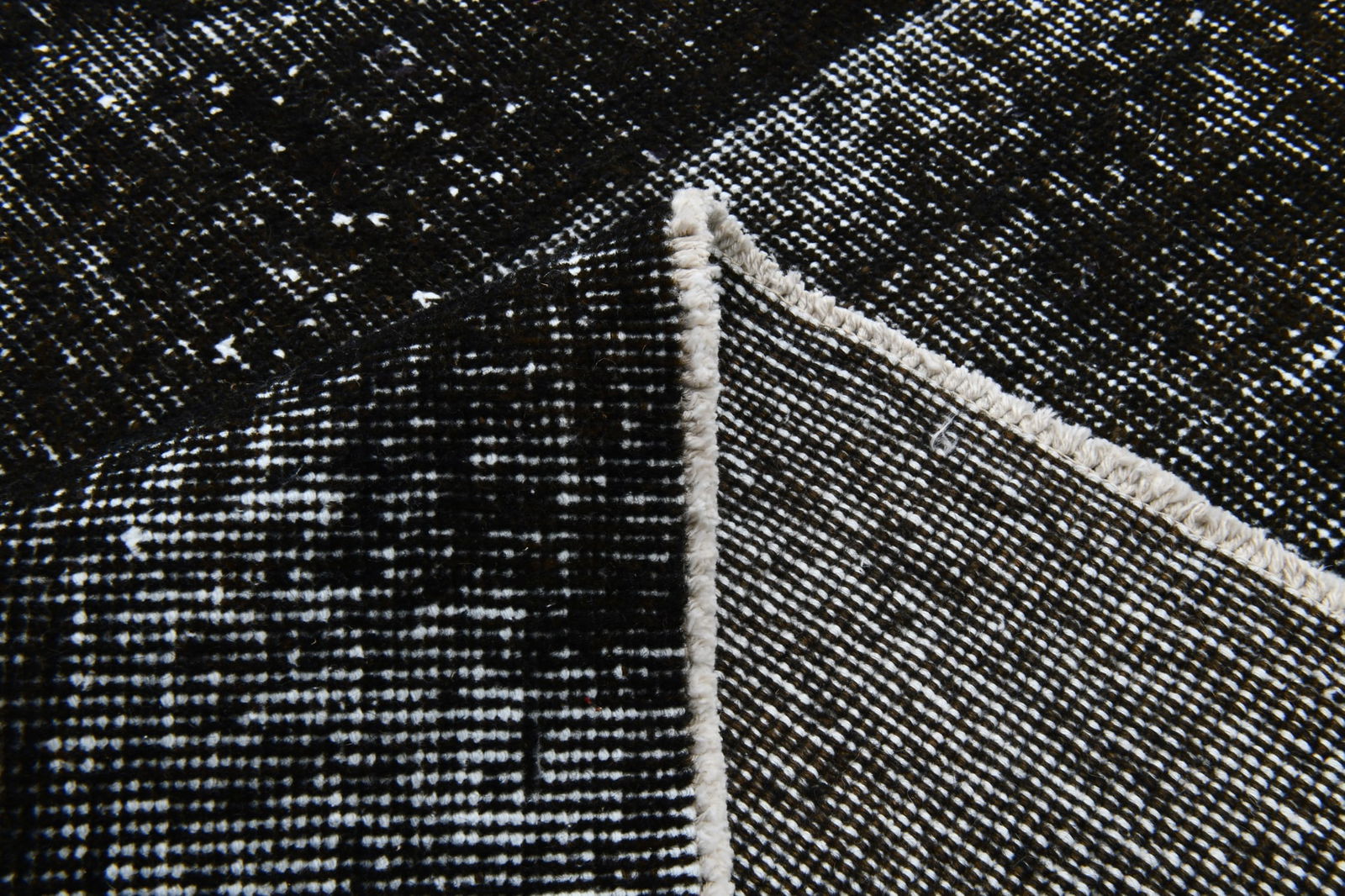 6'7'' x 9'3'' Handmade Vintage Wool Rug - 21167 - 17