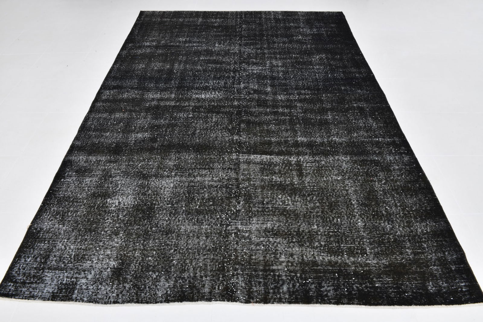 6'7'' x 9'3'' Handmade Vintage Wool Rug - 21167 - 2