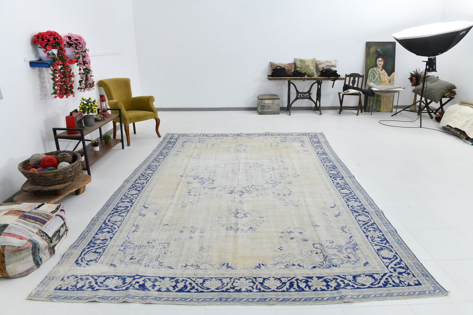 8'7'' x 12'8'' Handmade Vintage Wool Rug - 18606 - 9