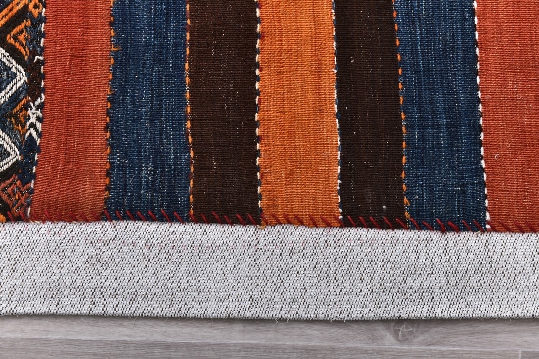 3'4'' x 3'8'' Turkish Vintage Kilim Rug - 241780 - 9