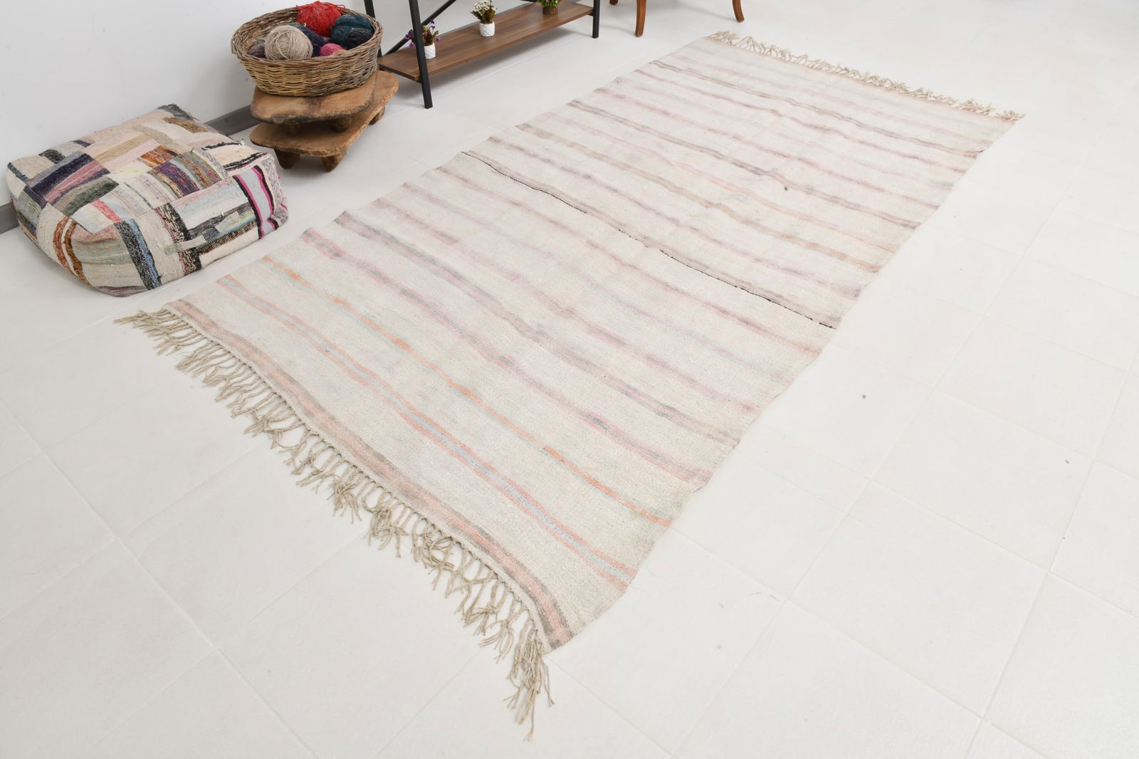 5'3'' x 9'8'' Turkish Vintage Hemp Rug - 53373 - 7
