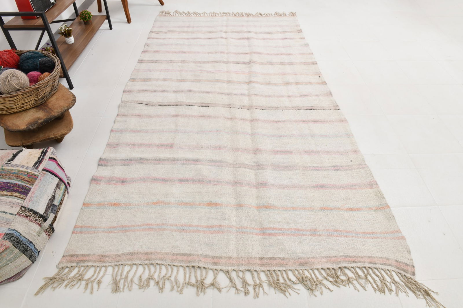 5'3'' x 9'8'' Turkish Vintage Hemp Rug - 53373 - 8