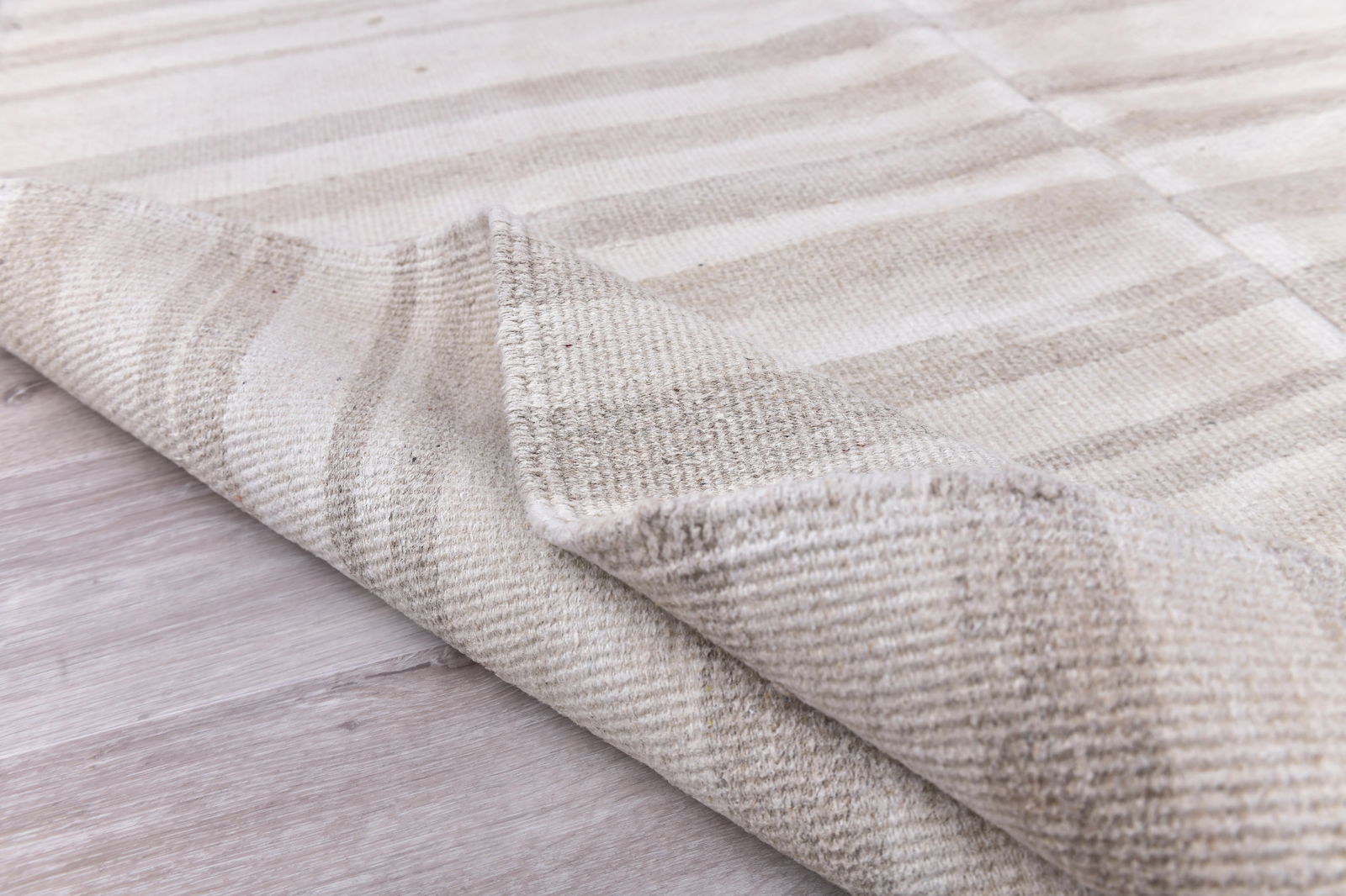 4'11'' x 7'0'' Handmade Vintage Wool Rug - 240475 - 13