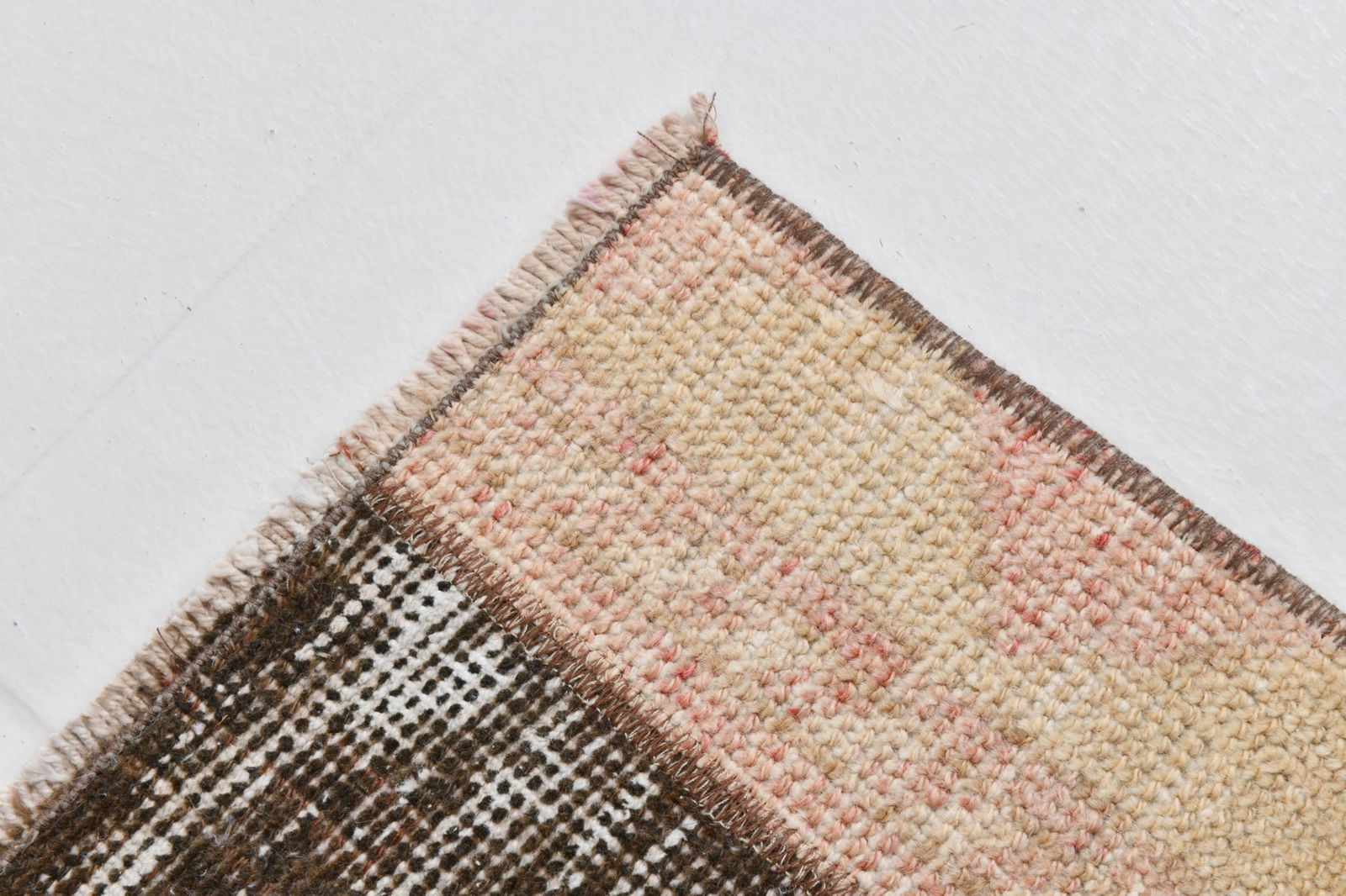 1'10'' x 8'8'' Handmade Vintage Wool Rug - 21417 - 14