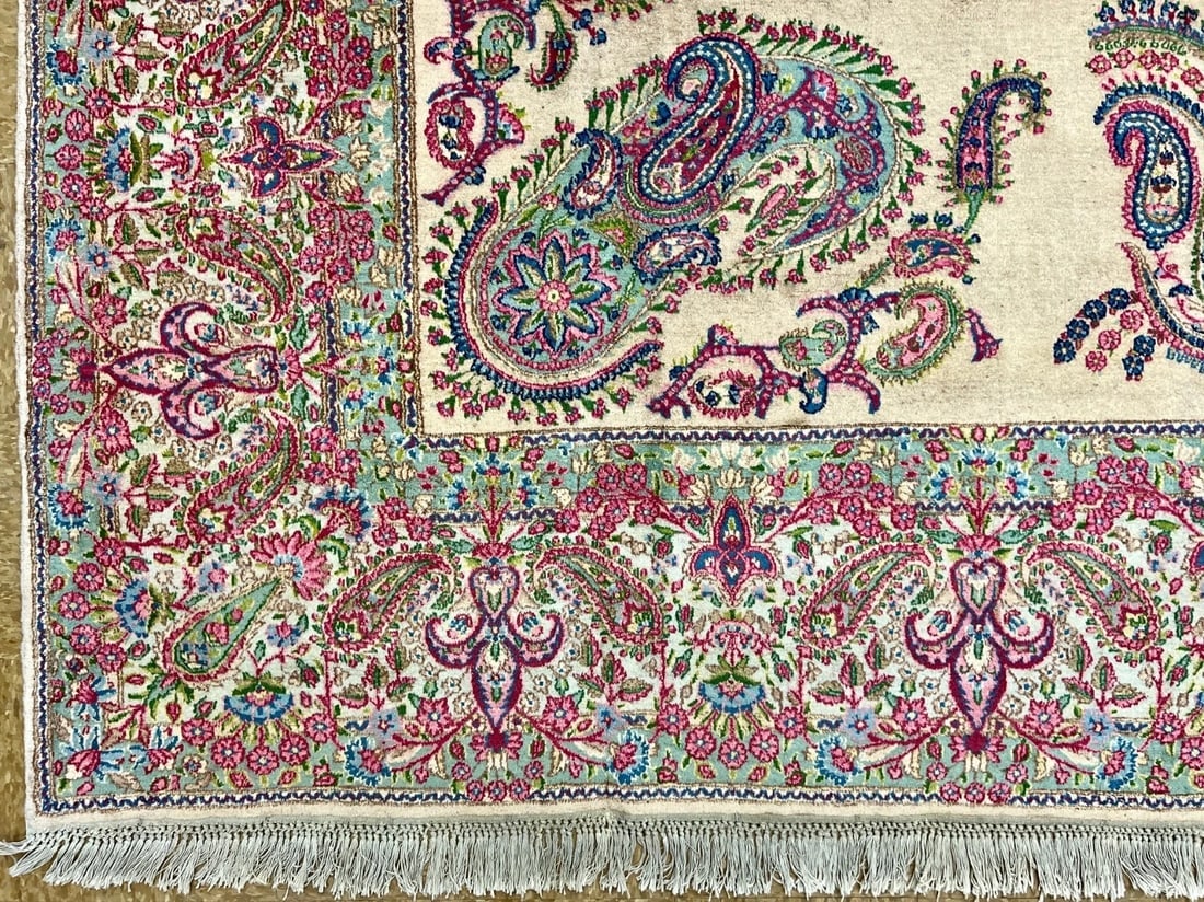 Persian Kerman Hand Knotted Semi-Antique Oriental Rug 9'9" x 12'3" - 12