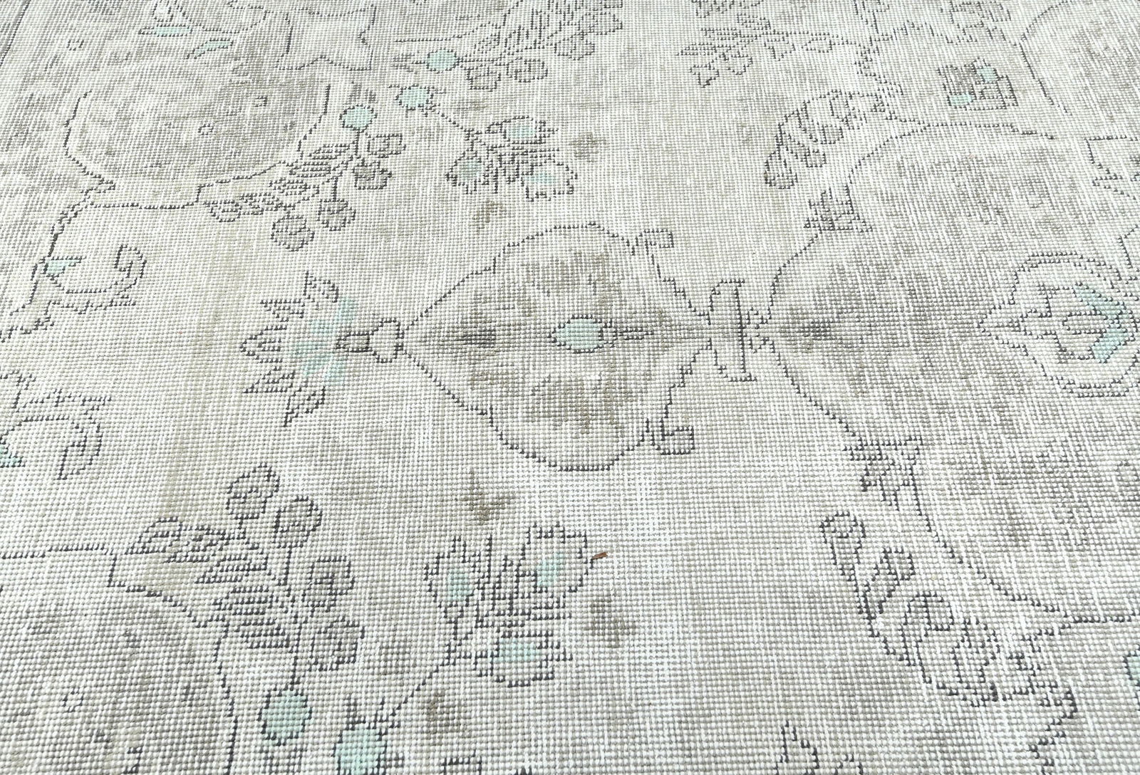 Antique Floral Traditional 6X9 Distressed Vintage Oriental Rug - 6