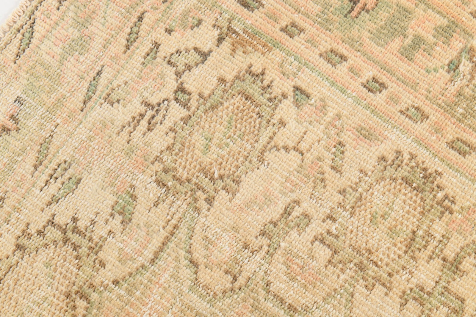 6'4'' x 8'6'' Handmade Vintage Wool Rug - 6488 - 12