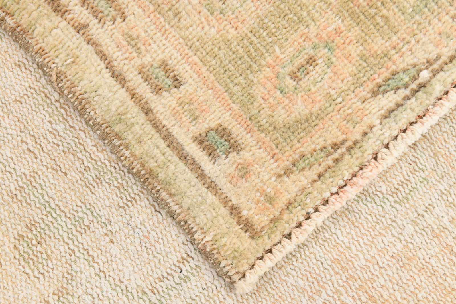 6'4'' x 8'6'' Handmade Vintage Wool Rug - 6488 - 20