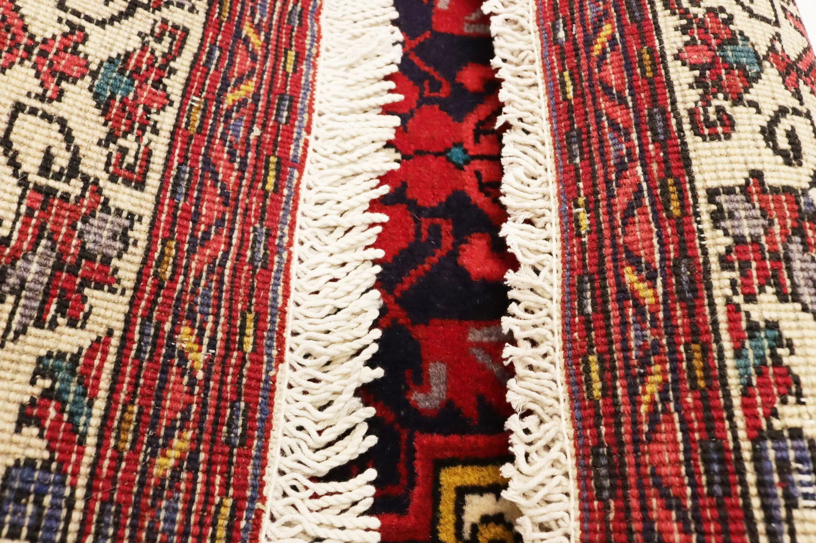 Vintage Cream Geometric 2'5X3'2 Heriz Persian Rug - 13