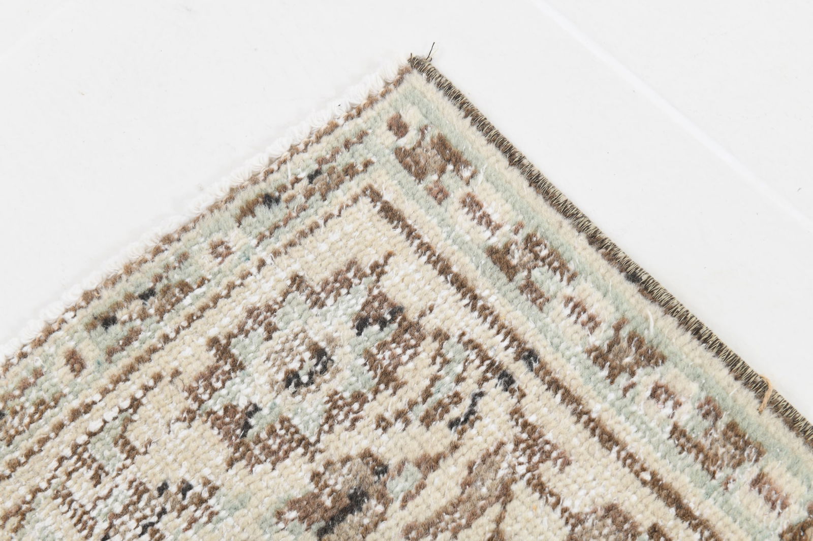 5'0'' x 8'11'' Handmade Vintage Wool Rug - 3570 - 12