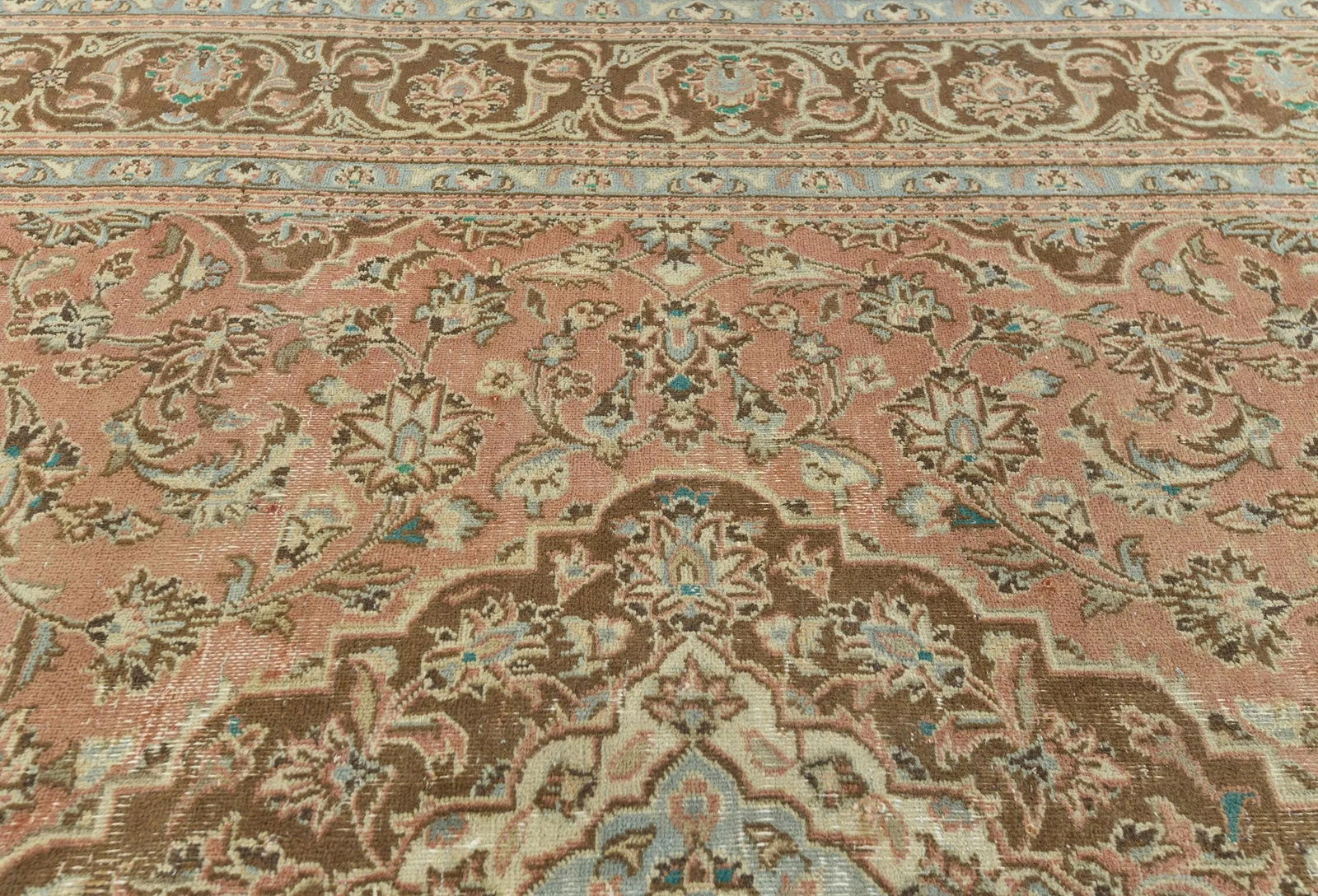 Semi Antique Muted Salmon Floral 6X9 Distressed Vintage Oriental Rug - 7