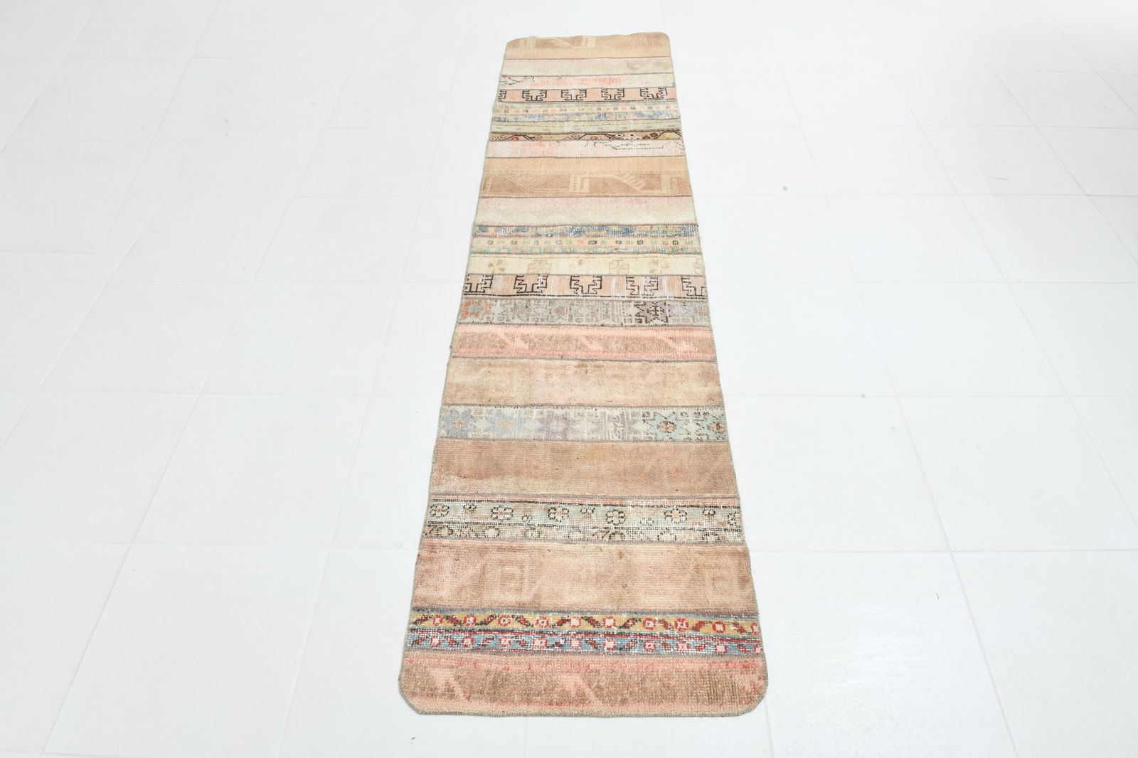 2'1'' x 8'7'' Turkish Vintage Runner Rug - 22551 - 2