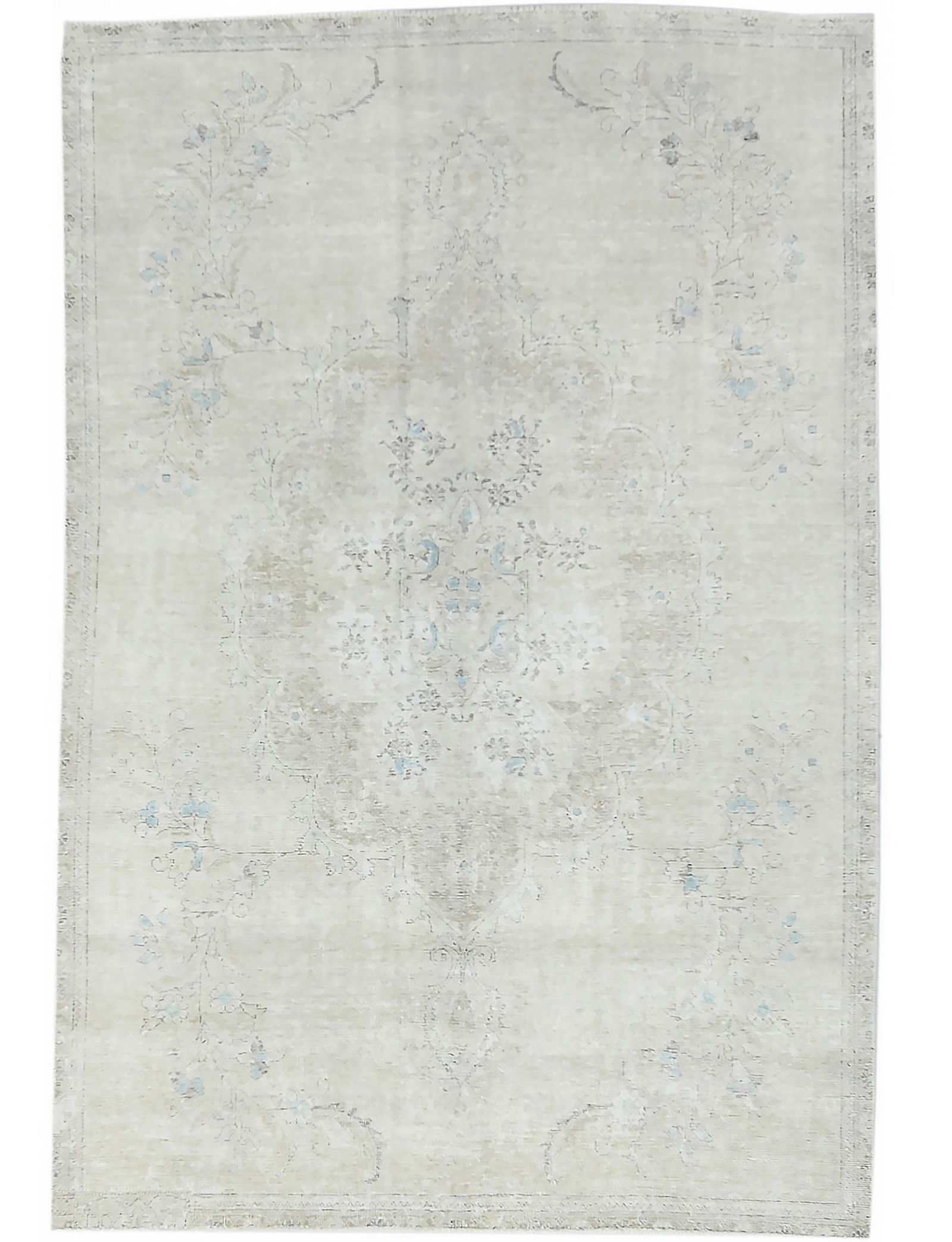 Muted Beige Antique Floral Traditional 6X9 Distressed Vintage Oriental Rug: Title: Muted Beige Antique Floral Traditional 6X9 Distressed Vintage Oriental Rug Description:Hand Knotted oriental 6X9 beige rug made with vegetable dyes (fi
