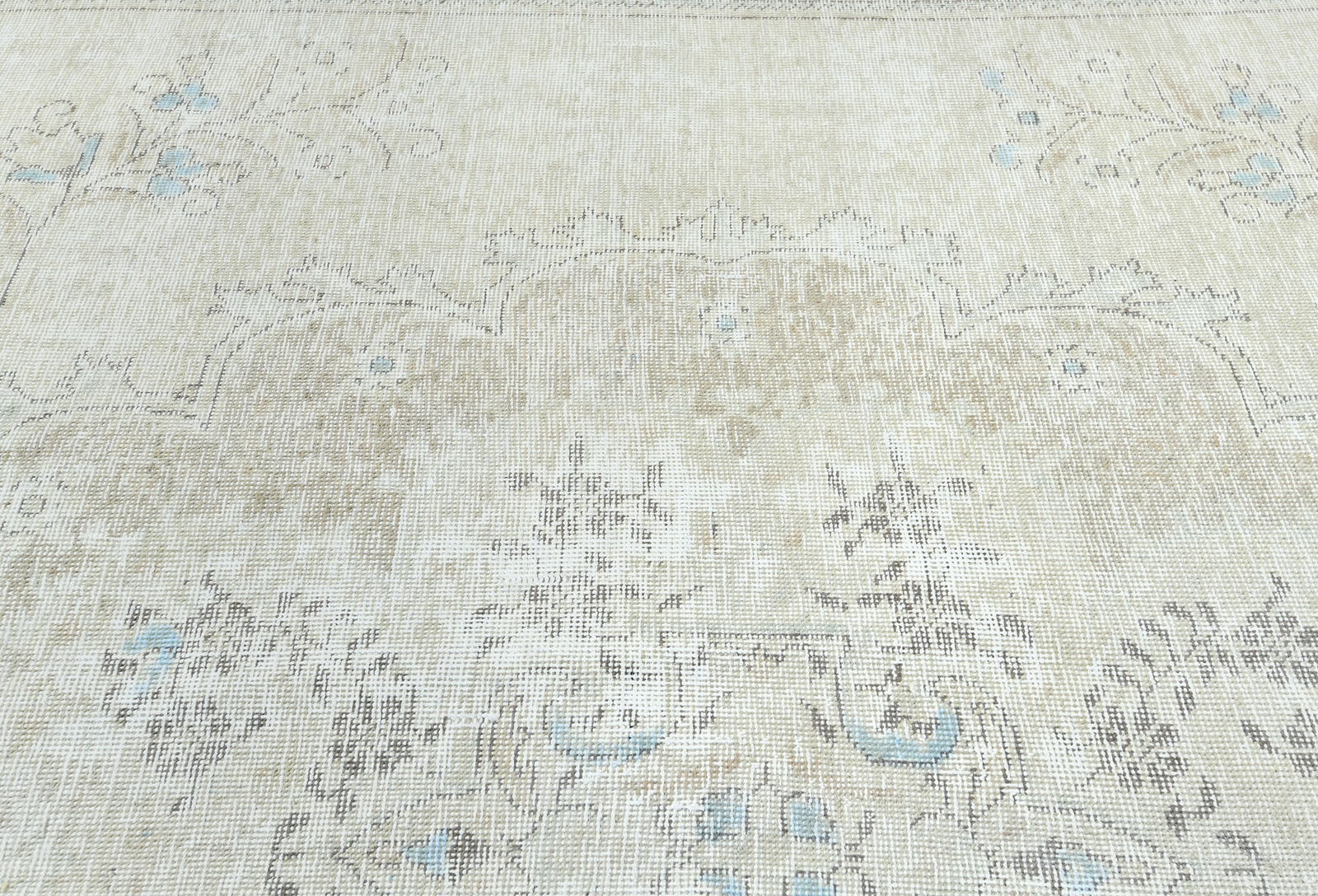 Muted Beige Antique Floral Traditional 6X9 Distressed Vintage Oriental Rug - 7