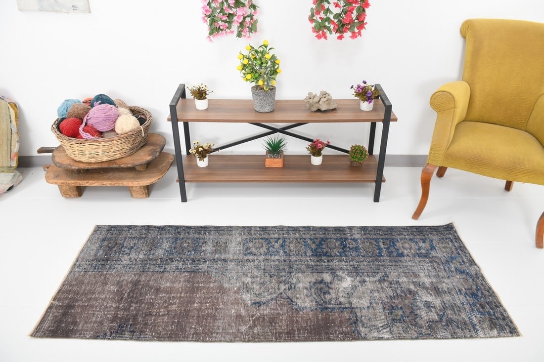 2'3'' x 6'3'' Turkish Vintage Runner Rug - 24858 - 3