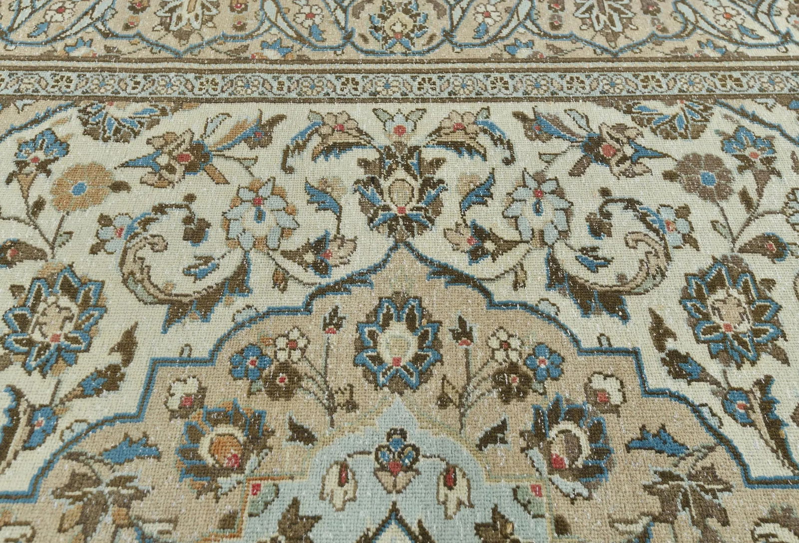 Semi Antique Muted Cream Floral 6X9 Distressed Vintage Oriental Rug - 7