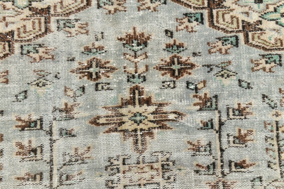5'3'' x 8'6'' Decorative Vintage Rug - 24779 - 12