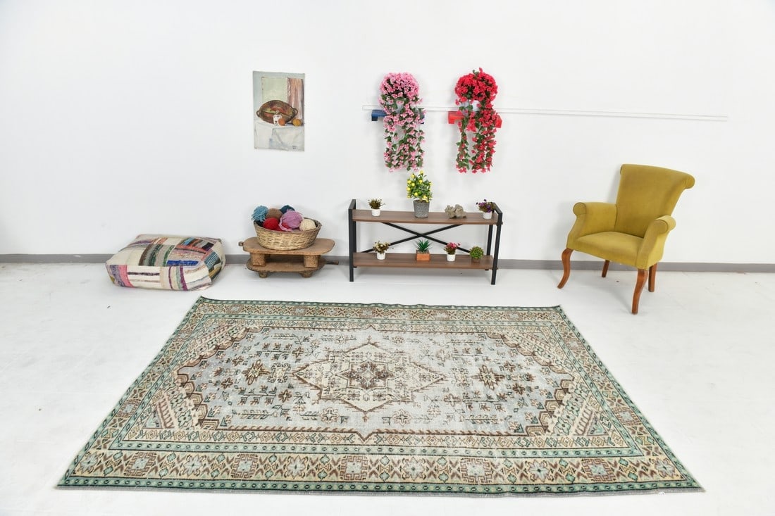 5'3'' x 8'6'' Decorative Vintage Rug - 24779 - 4