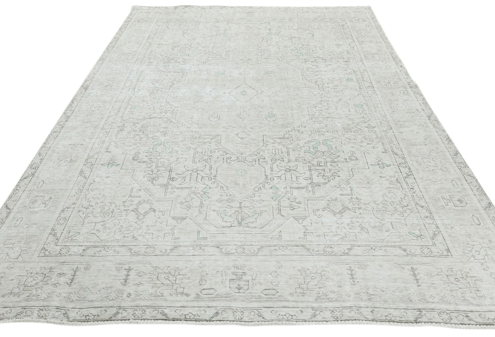 Antique Muted Beige Floral 6X9 Distressed Vintage Oriental Rug - 10