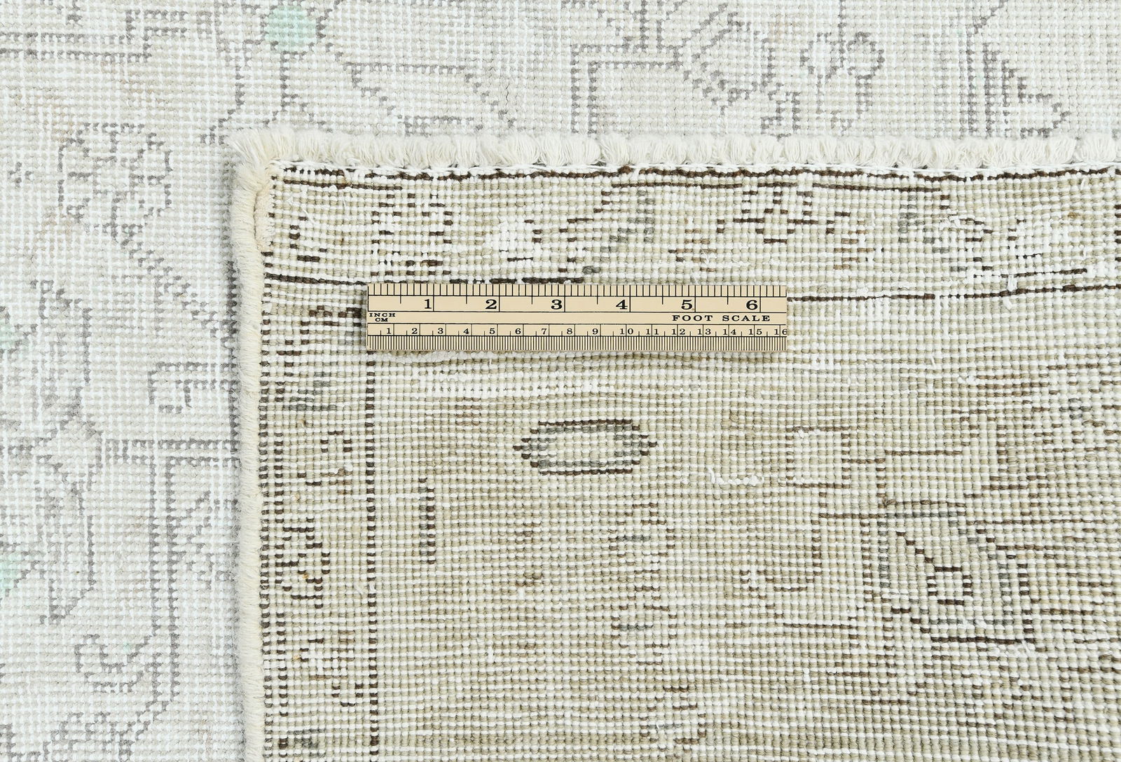 Antique Muted Beige Floral 6X9 Distressed Vintage Oriental Rug - 12