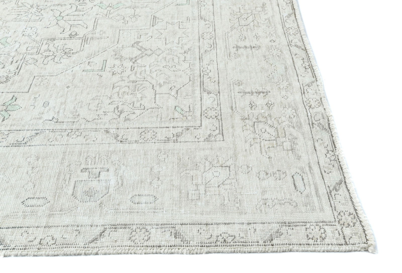 Antique Muted Beige Floral 6X9 Distressed Vintage Oriental Rug - 9