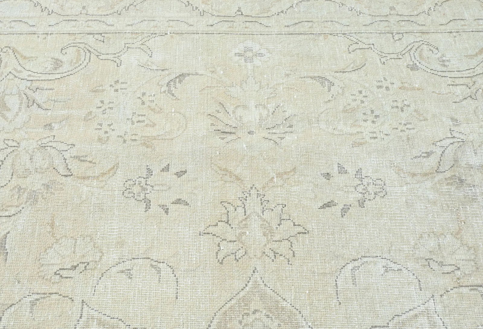 Antique Muted Beige Floral 10X13 Distressed Vintage Oriental Rug - 7