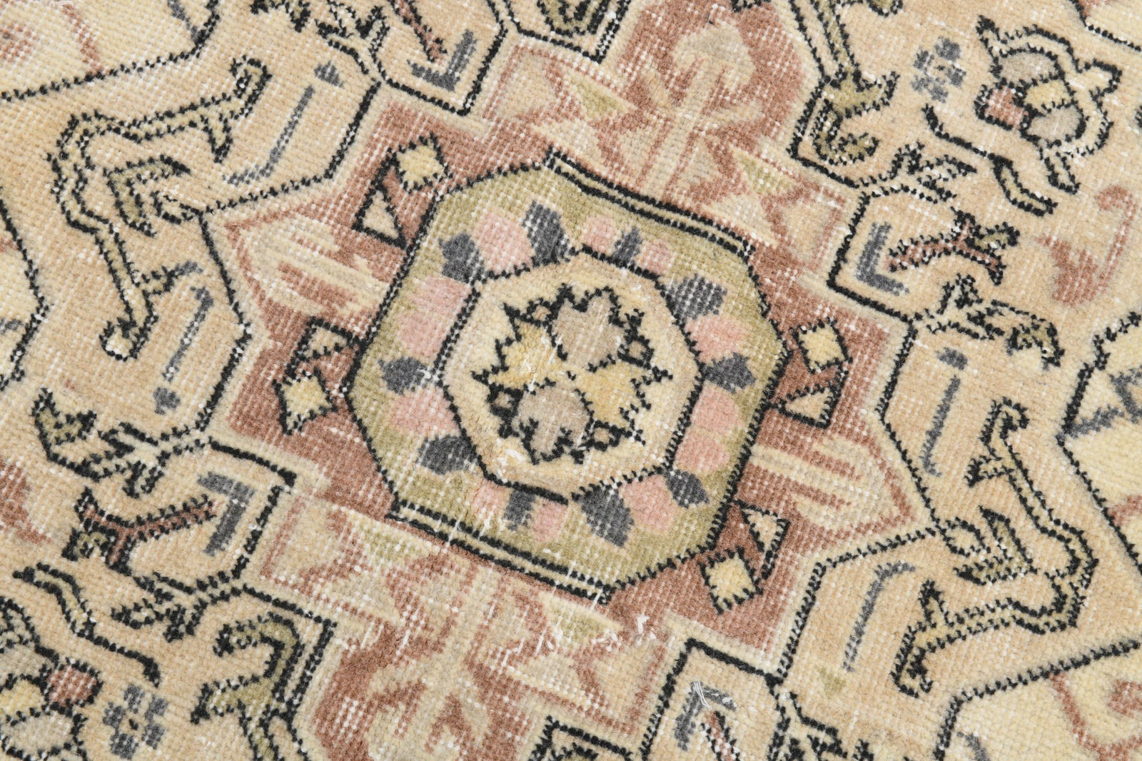 6'3'' x 10'4'' Handmade Vintage Wool Rug - 17896 - 10