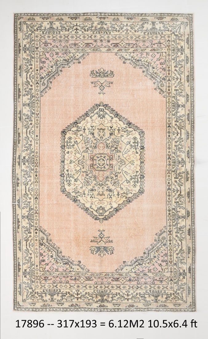 6'3'' x 10'4'' Handmade Vintage Wool Rug - 17896 (1 of 20)